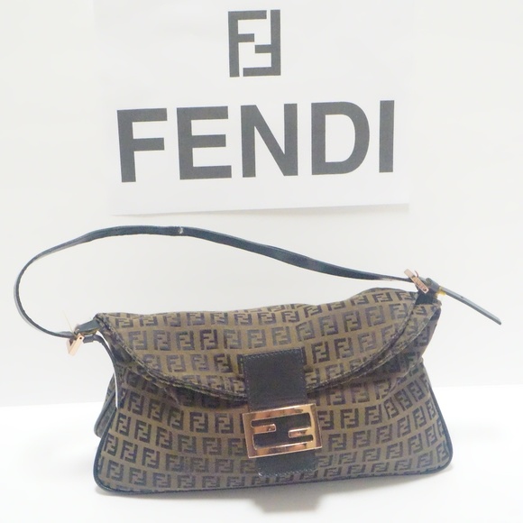 Fendi Handbags - Fendi Mini-bag
